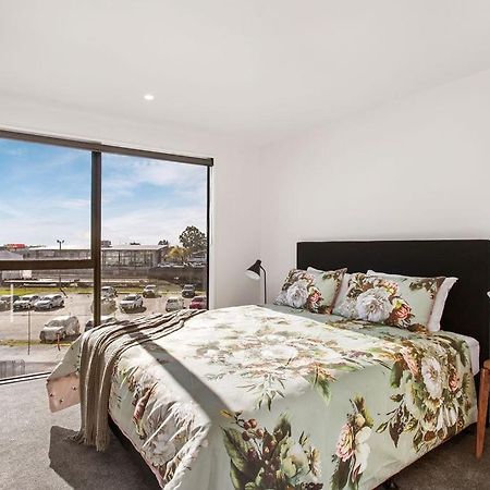 Stylish Brand New Sunny 3Bdrm 3Bth Garage Sleeps 6 Apartment Christchurch Ngoại thất bức ảnh