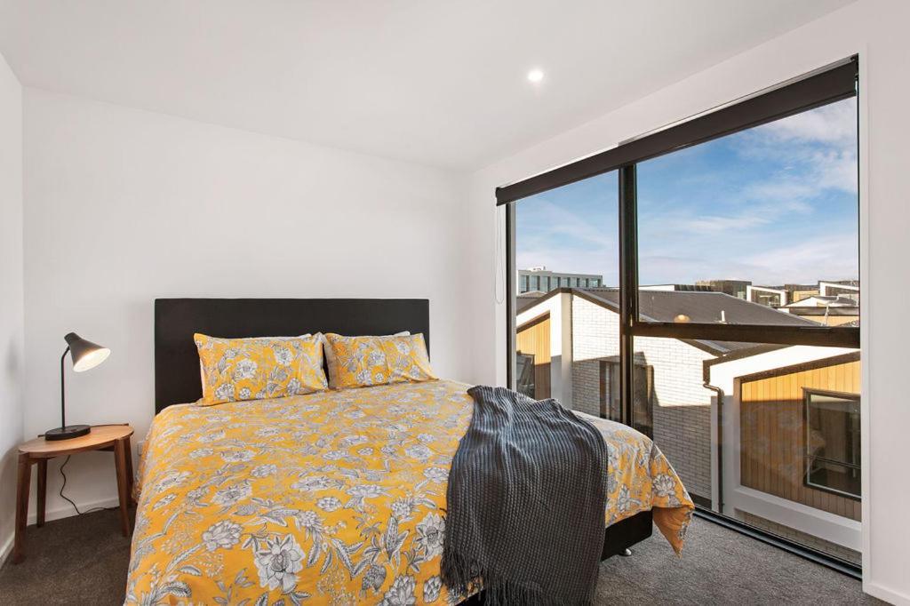 Stylish Brand New Sunny 3Bdrm 3Bth Garage Sleeps 6 Apartment Christchurch Ngoại thất bức ảnh